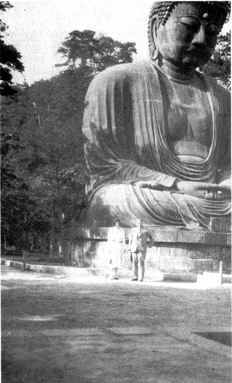 Agnes Alexander with Mr. Touty, Kamakura 1932