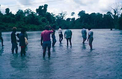 SPC trainees measuring water pollution