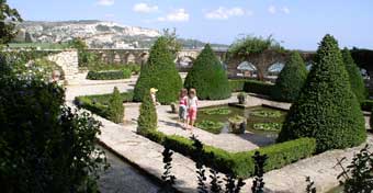 Garden with children