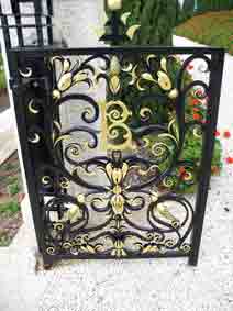 Bahji, gardens, gate