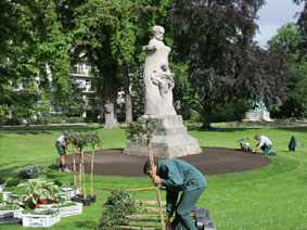 gardeners at work