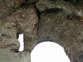 Main gate, detail