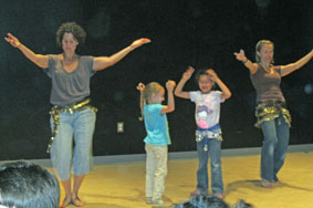 belly dancers with Alie