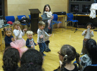 children singing