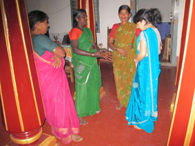 participants in saris