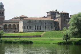castello from lake