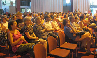 Final evening performance audience