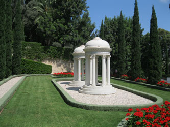 Monument Gardens