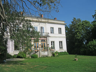 Chateau de la Garde, east side