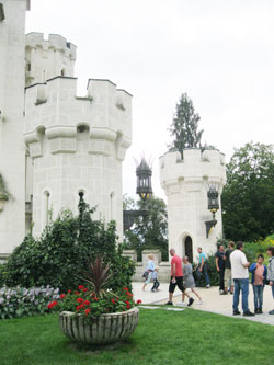 Hluboka Castle entrance