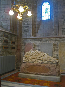 memorial to Arctic explorer John Rae