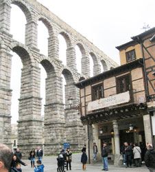 Aqueduct and restaurant
